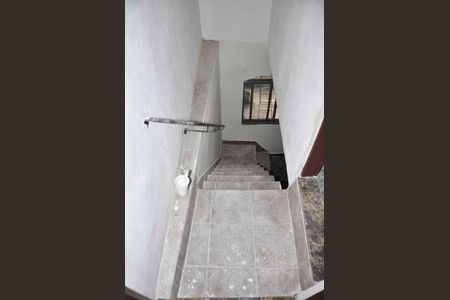 Detalhe - Escada Quartos de casa para alugar com 2 quartos, 90m² em Sítio Morro Grande, São Paulo