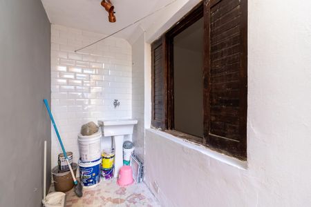 Casa para alugar com 60m², 2 quartos e 1 vagaÁrea de Serviço