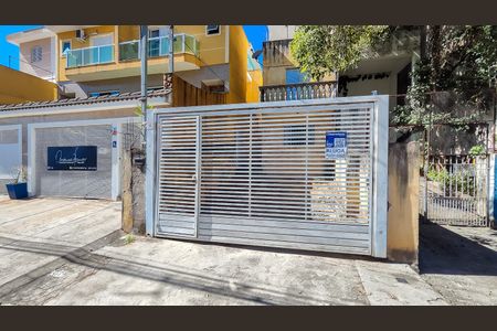 Casa para alugar com 60m², 2 quartos e 1 vagaFachada