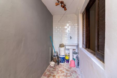 Casa para alugar com 60m², 2 quartos e 1 vagaÁrea de Serviço