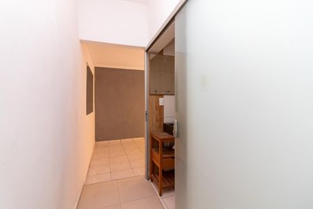 Casa para alugar com 60m², 2 quartos e 1 vagaCorredor 