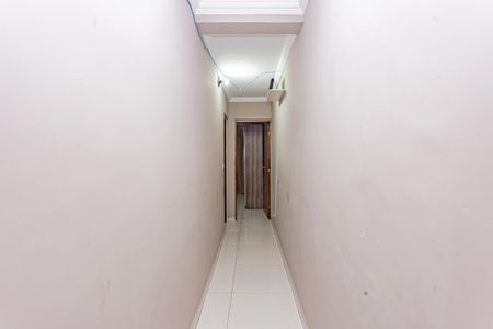 Corredor de casa à venda com 3 quartos, 227m² em Parque Bristol, São Paulo