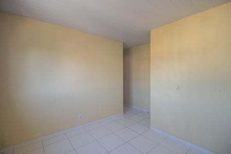 Sala de apartamento para alugar com 2 quartos, 55m² em Gradim, São Gonçalo
