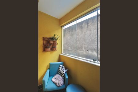 Apartamento à venda com 77m², 2 quartos e 2 vagasQuarto 2