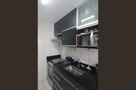Apartamento à venda com 77m², 2 quartos e 2 vagasCozinha e Área de Serviço