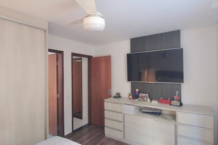 Apartamento à venda com 77m², 2 quartos e 2 vagasSuite