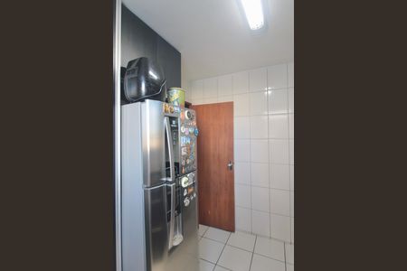 Apartamento à venda com 77m², 2 quartos e 2 vagasCozinha e Área de Serviço