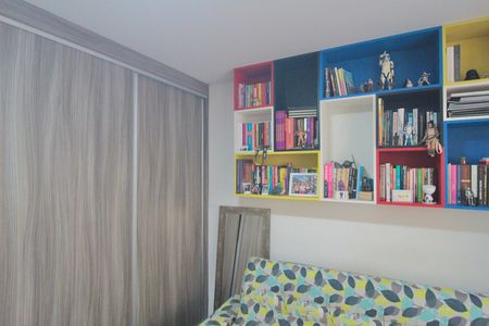 Apartamento à venda com 77m², 2 quartos e 2 vagasQuarto