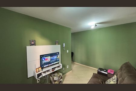 Sala de apartamento para alugar com 2 quartos, 43m² em Jardim Alzira Franco, Santo André