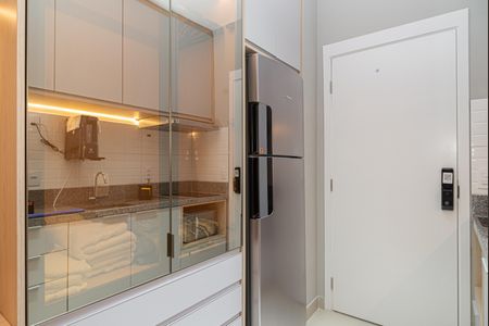 Cozinha de kitnet/studio para alugar com 1 quarto, 29m² em Consolação, São Paulo