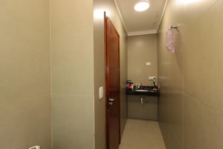 Casa à venda com 55m², 3 quartos e 2 vagasBanheiro Social