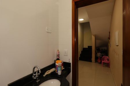 Casa à venda com 55m², 3 quartos e 2 vagasLavabo
