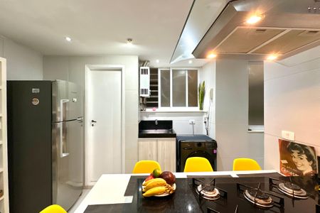 Apartamento para alugar com 104m², 2 quartos e 1 vaga
