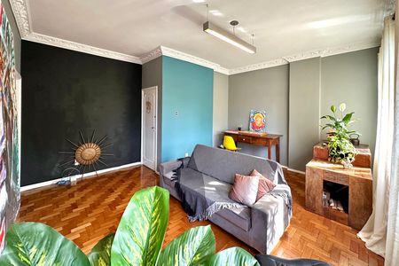 Apartamento para alugar com 104m², 2 quartos e 1 vaga