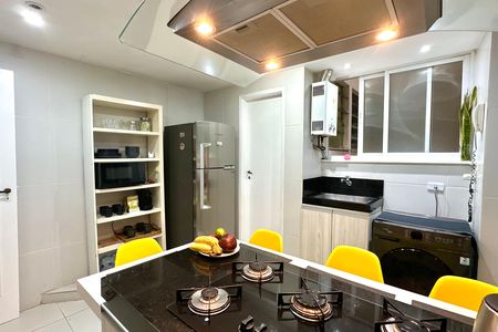Apartamento para alugar com 104m², 2 quartos e 1 vaga