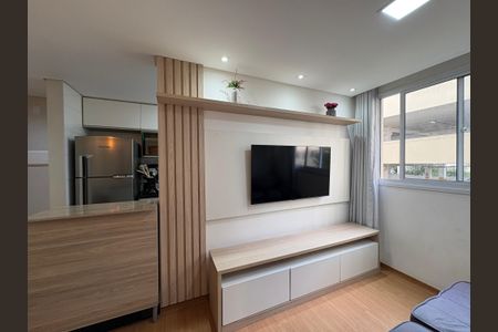 Apartamento à venda com 44m², 2 quartos e 1 vaga Apartamento à venda com 44m², 2 quartos e 1 vagaSala