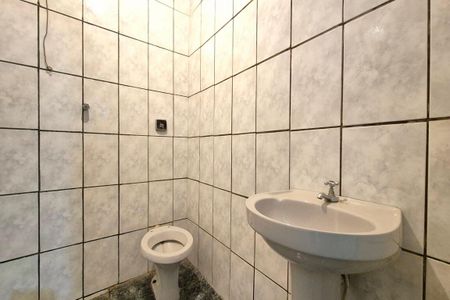 Casa para alugar com 78m², 3 quartos e 2 vagasBanheiro