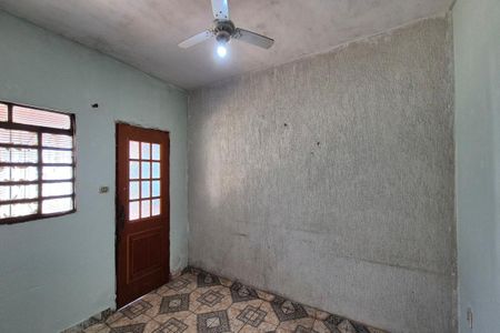 Casa para alugar com 78m², 3 quartos e 2 vagasSala