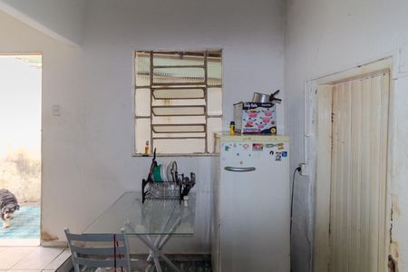 Casa para alugar com 150m², 2 quartos e 2 vagasCozinha