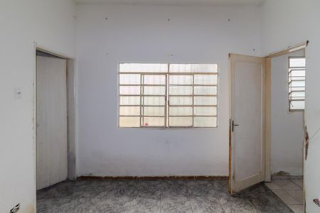 Casa para alugar com 150m², 2 quartos e 2 vagasQuarto 1