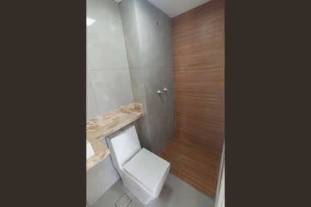 Apartamento para alugar com 37m², 2 quartos e sem vaga Apartamento para alugar com 37m², 2 quartos e sem vagaBanheiro