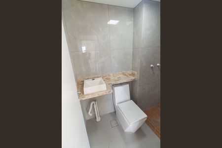 Apartamento para alugar com 37m², 2 quartos e sem vaga Apartamento para alugar com 37m², 2 quartos e sem vagaBanheiro