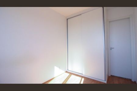 Quarto de apartamento à venda com 1 quarto, 28m² em Jardim Planalto, São Paulo