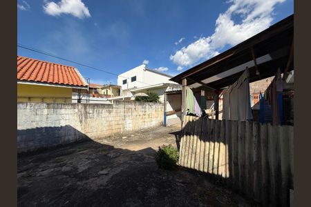 Casa para alugar com 75m², 2 quartos e 1 vagaQuintal