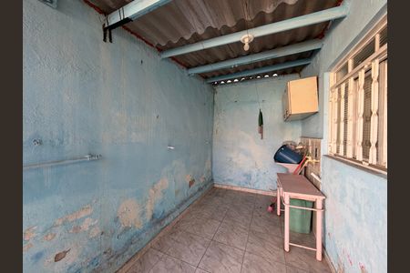 Casa para alugar com 75m², 2 quartos e 1 vagaÁrea de Serviço