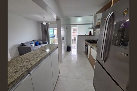 Apartamento para alugar com 97m², 2 quartos e 2 vagas Apartamento para alugar com 97m², 2 quartos e 2 vagasCozinha