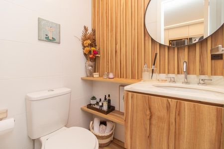 Lavabo de apartamento à venda com 1 quarto, 45m² em Azenha, Porto Alegre