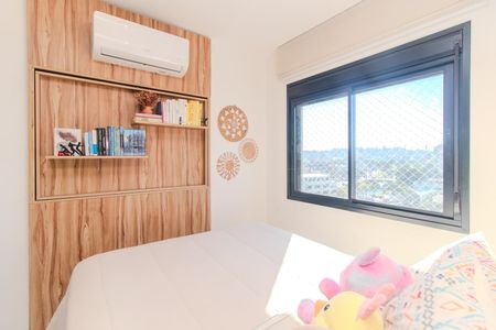 Quarto de apartamento à venda com 1 quarto, 45m² em Azenha, Porto Alegre