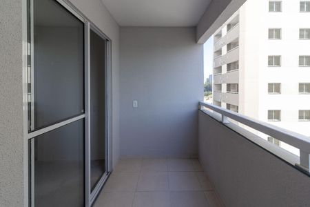 Apartamento à venda com 45m², 2 quartos e sem vagaVaranda e Área de Serviço
