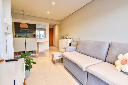 Apartamento à venda com 75m², 2 quartos e 1 vaga Apartamento à venda com 75m², 2 quartos e 1 vagaSala