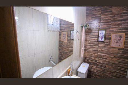 Casa de condomínio à venda com 62m², 2 quartos e 1 vaga