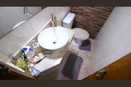 Casa de condomínio à venda com 62m², 2 quartos e 1 vaga