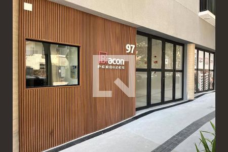 Apartamento para alugar com 34m², 2 quartos e sem vaga Apartamento para alugar com 34m², 2 quartos e sem vagaFachada