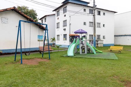 Apartamento para alugar com 40m², 2 quartos e 1 vaga Apartamento para alugar com 40m², 2 quartos e 1 vagaÁrea comum - Playground