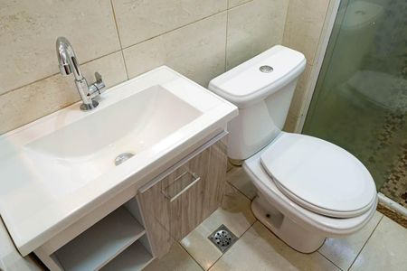 Apartamento para alugar com 40m², 2 quartos e 1 vaga Apartamento para alugar com 40m², 2 quartos e 1 vagaBanheiro