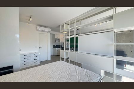 Studio para alugar com 50m², 1 quarto e 1 vaga Studio para alugar com 50m², 1 quarto e 1 vagaEstúdio