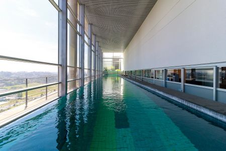 Studio para alugar com 50m², 1 quarto e 1 vaga Studio para alugar com 50m², 1 quarto e 1 vagaPiscina Coberta