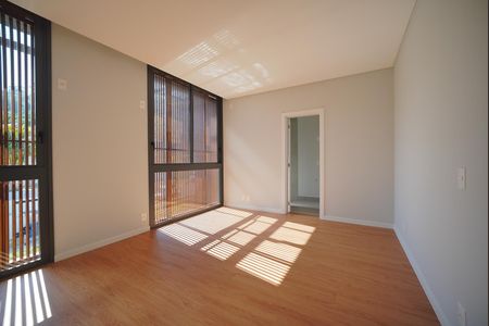 Casa para alugar com 256m², 3 quartos e 3 vagasSuíte 3