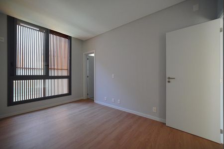 Casa para alugar com 256m², 3 quartos e 3 vagasSuíte 2