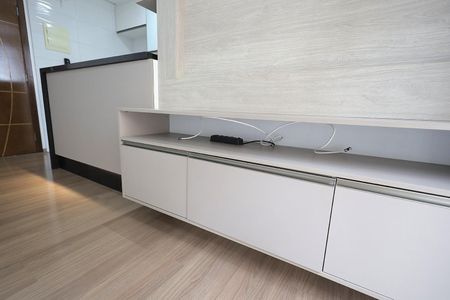Apartamento para alugar com 50m², 2 quartos e 1 vaga Apartamento para alugar com 50m², 2 quartos e 1 vagaSala