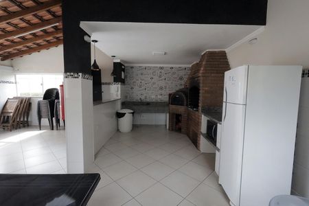 Apartamento para alugar com 50m², 2 quartos e 1 vaga Apartamento para alugar com 50m², 2 quartos e 1 vagaÁrea comum - Churrasqueira