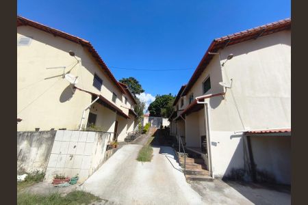 Casa de condomínio para alugar com 100m², 2 quartos e 2 vagas Casa de condomínio para alugar com 100m², 2 quartos e 2 vagasFachada