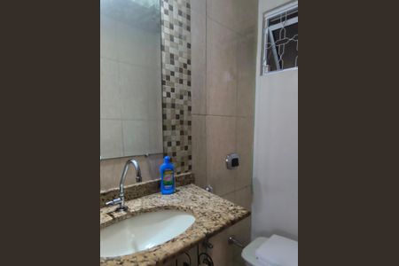 Casa de condomínio para alugar com 100m², 2 quartos e 2 vagas Casa de condomínio para alugar com 100m², 2 quartos e 2 vagasBanheiro