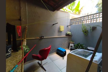 Casa de condomínio para alugar com 100m², 2 quartos e 2 vagas Casa de condomínio para alugar com 100m², 2 quartos e 2 vagasÁrea de serviço