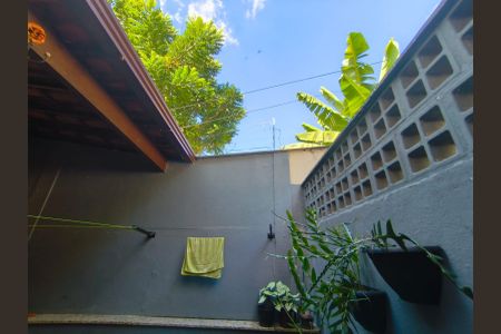 Casa de condomínio para alugar com 100m², 2 quartos e 2 vagas Casa de condomínio para alugar com 100m², 2 quartos e 2 vagasÁrea externa