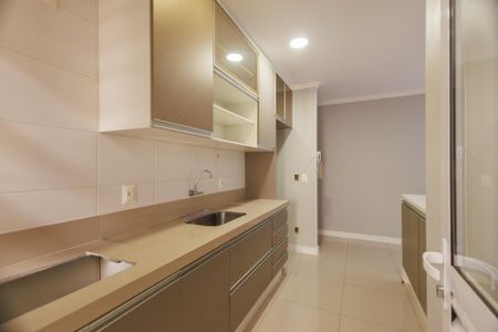 Apartamento para alugar com 78m², 2 quartos e 2 vagasCozinha